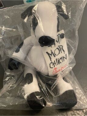 Chick-fil-A 'Eat Mor Chikin”Cow Plush - Black & White bean bag